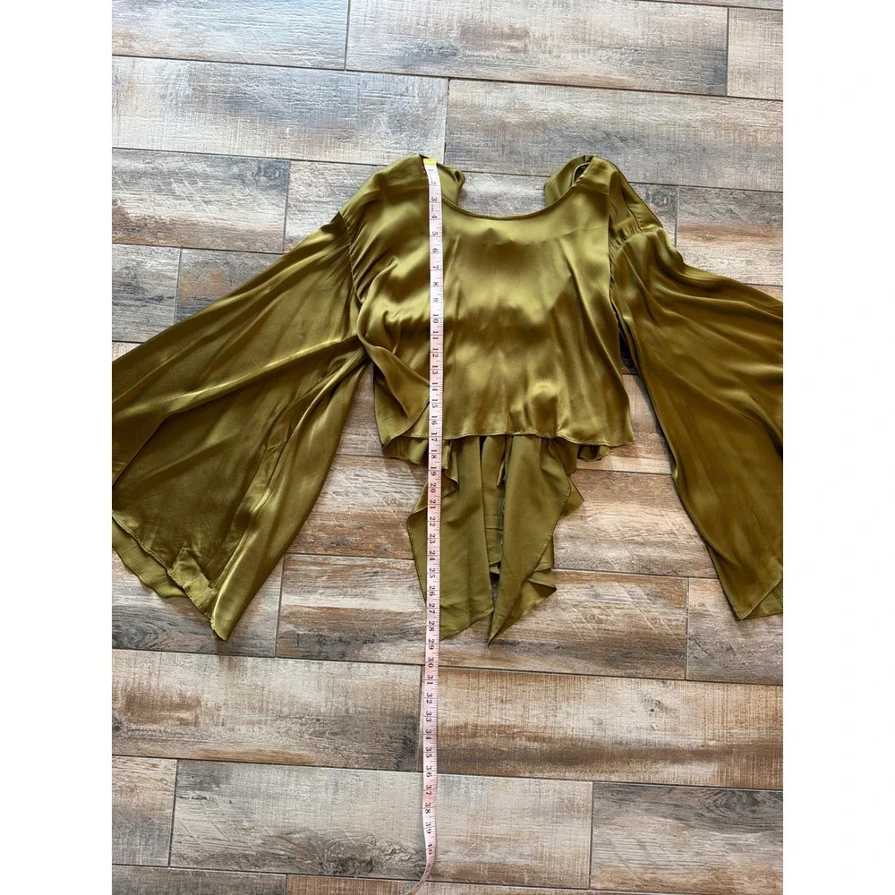 NBD SEEMA OLIVE Satin Matching SET SKIRT And Cropped BLOUSE Size M Revolve